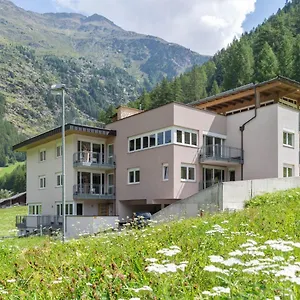  Appartement International House